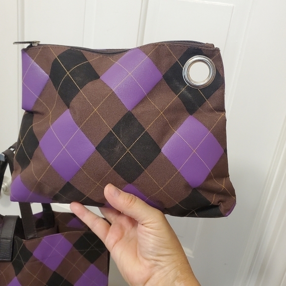 Murval Argyle Print Tote & Cosmetic Case - Picture 3 of 8